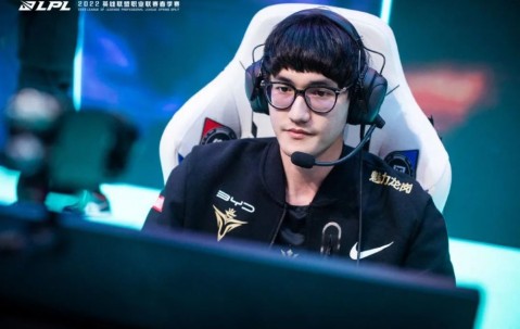 Rookie爆冷击败尤文图斯，势不可挡引爆全场！的简单介绍