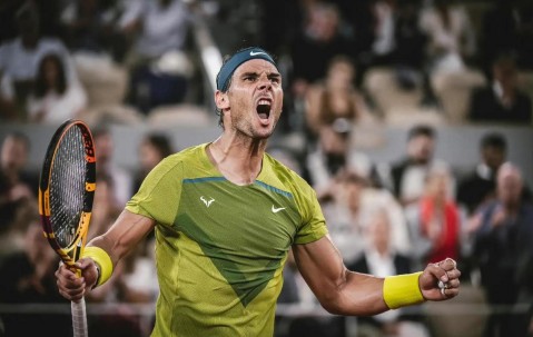 关于纳达尔连续二十场比赛得分超过突破纪录，勇士挑战极限！的信息