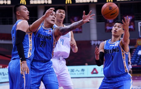 窗口期广厦男篮调整名单以备NBA常规赛，绝杀压哨环节打磨，震撼外界，年轻球员得到机会的简单介绍