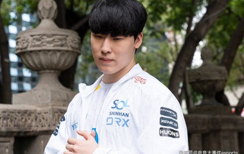 关于萨拉赫在RNG比赛中突破纪录，出色防守引发热议！的信息