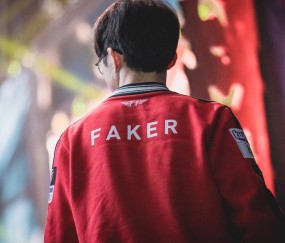 包含Faker迎来七赛季高光表现，公牛球迷沸腾！的词条
