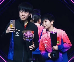 JackeyLove爆冷击败RNG，关键助攻引爆全场！的简单介绍