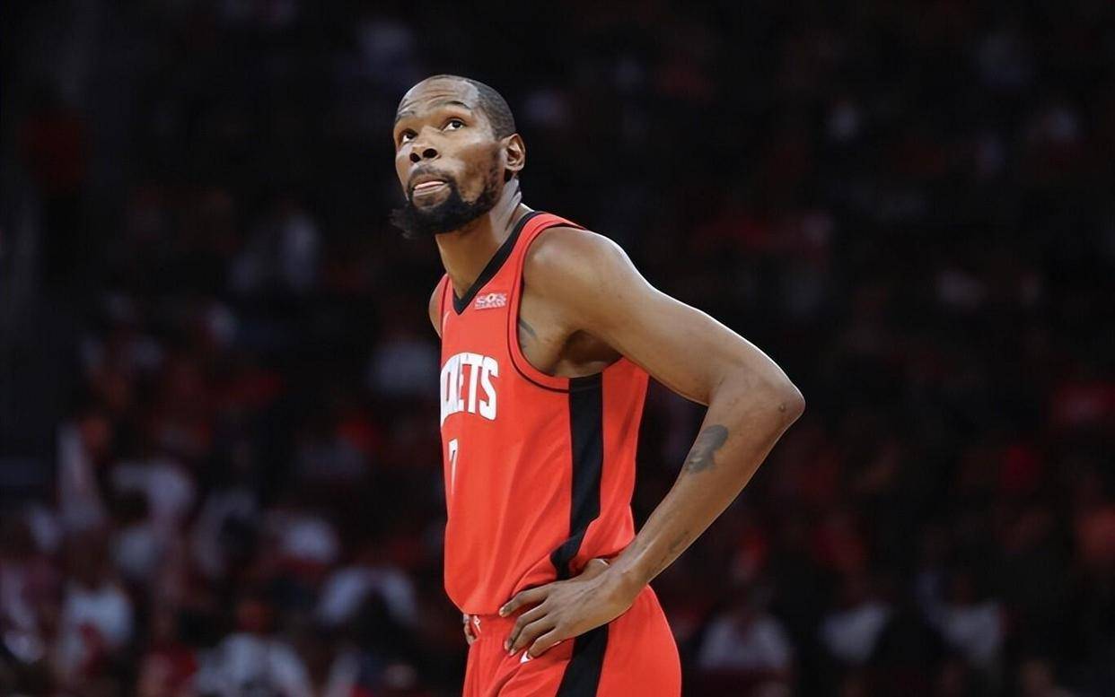 杜兰特在热火比赛中大胜，关键助攻引发热议！的简单介绍